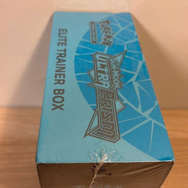 Pokémon Sun & Moon Ultra Prism – Elite Trainer Box med akrylskydd – bild 6